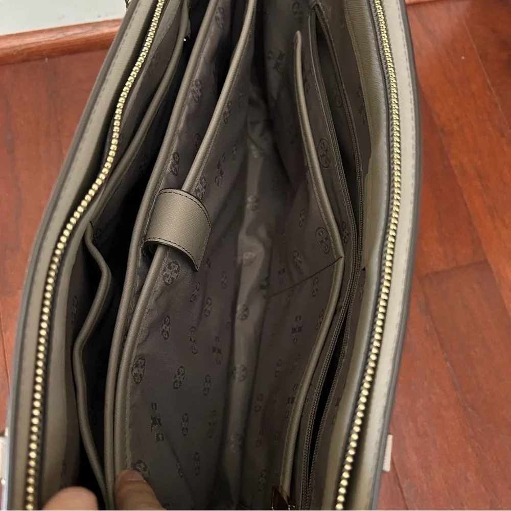 Tory Burch Triple Compartment French Gray Leather Large shopperTote Bag